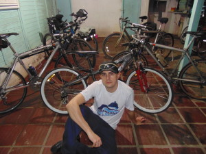 Kiko Molinari e suas Bikes