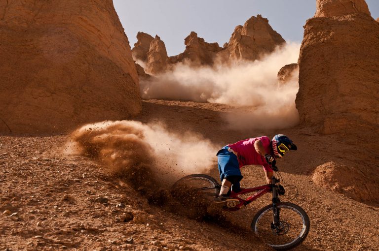 Mountain Bike no deserto
