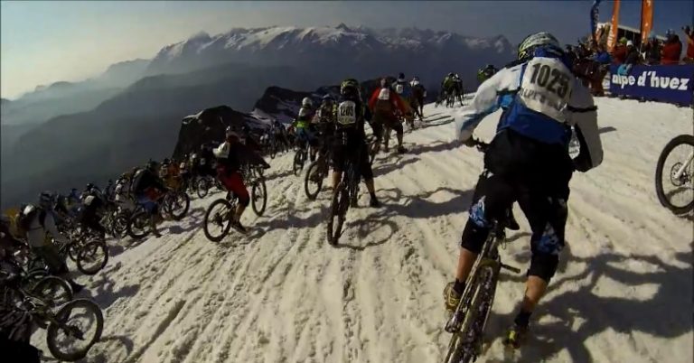 Video sensacional! Megavalanche MTB 2013 – uma avalanche de ciclistas!