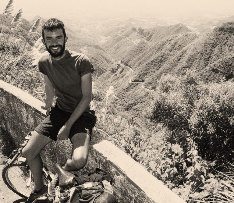 Eu e minha bicicleta Helga, por Santa Catarina
