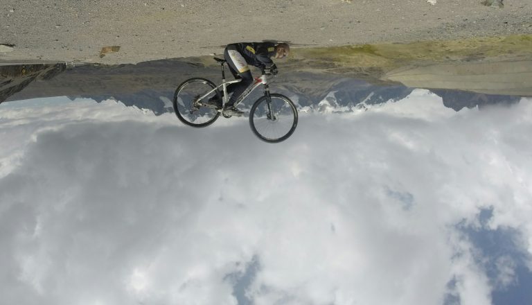 A escalada dos Andes de bike.